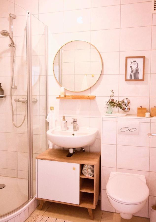 Apartment Mit Balkon - Netflix - Nahe Messe Duesseldorf Krefeld Ngoại thất bức ảnh